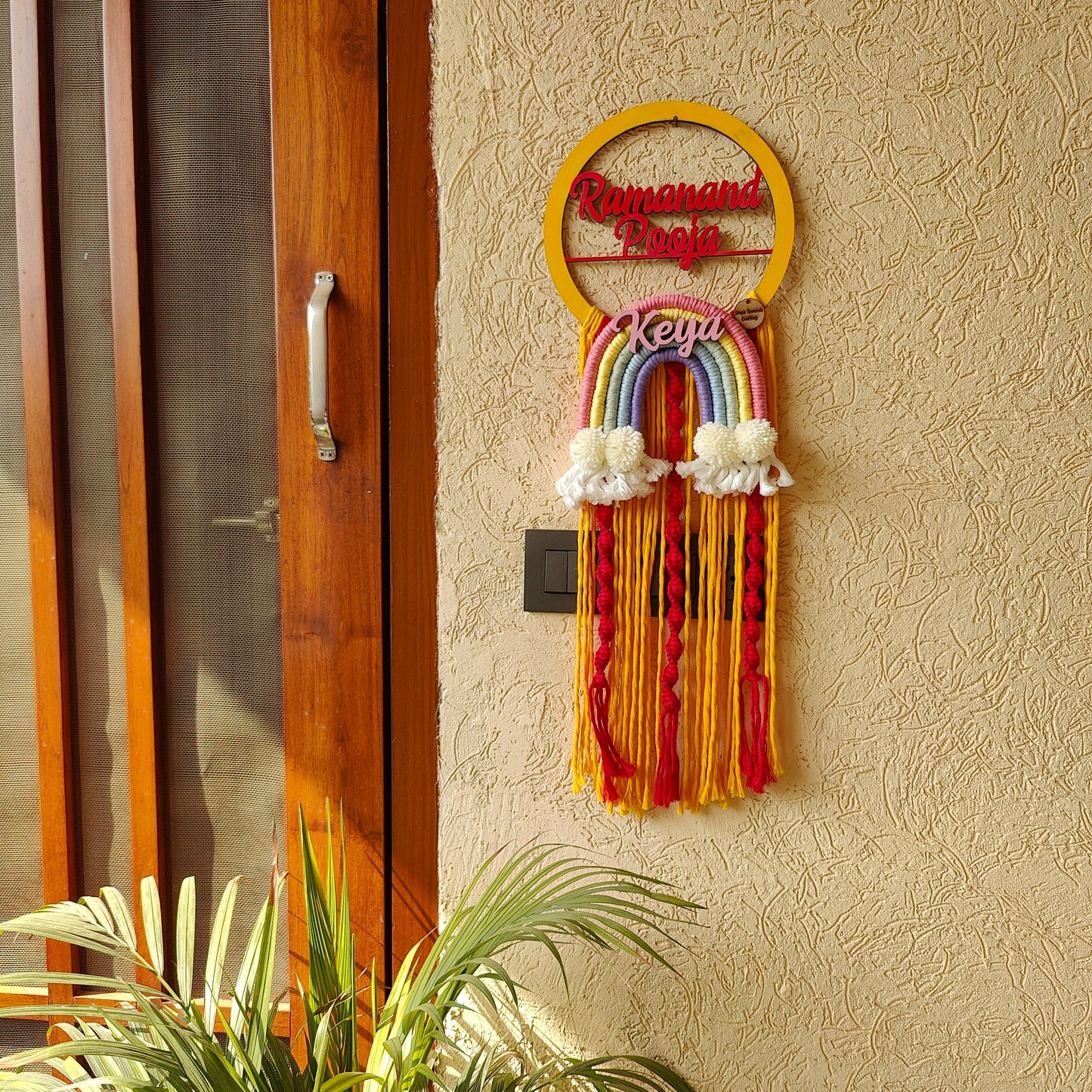 Macrame - Twisted hangings Circle Couple / Kids Name Plate