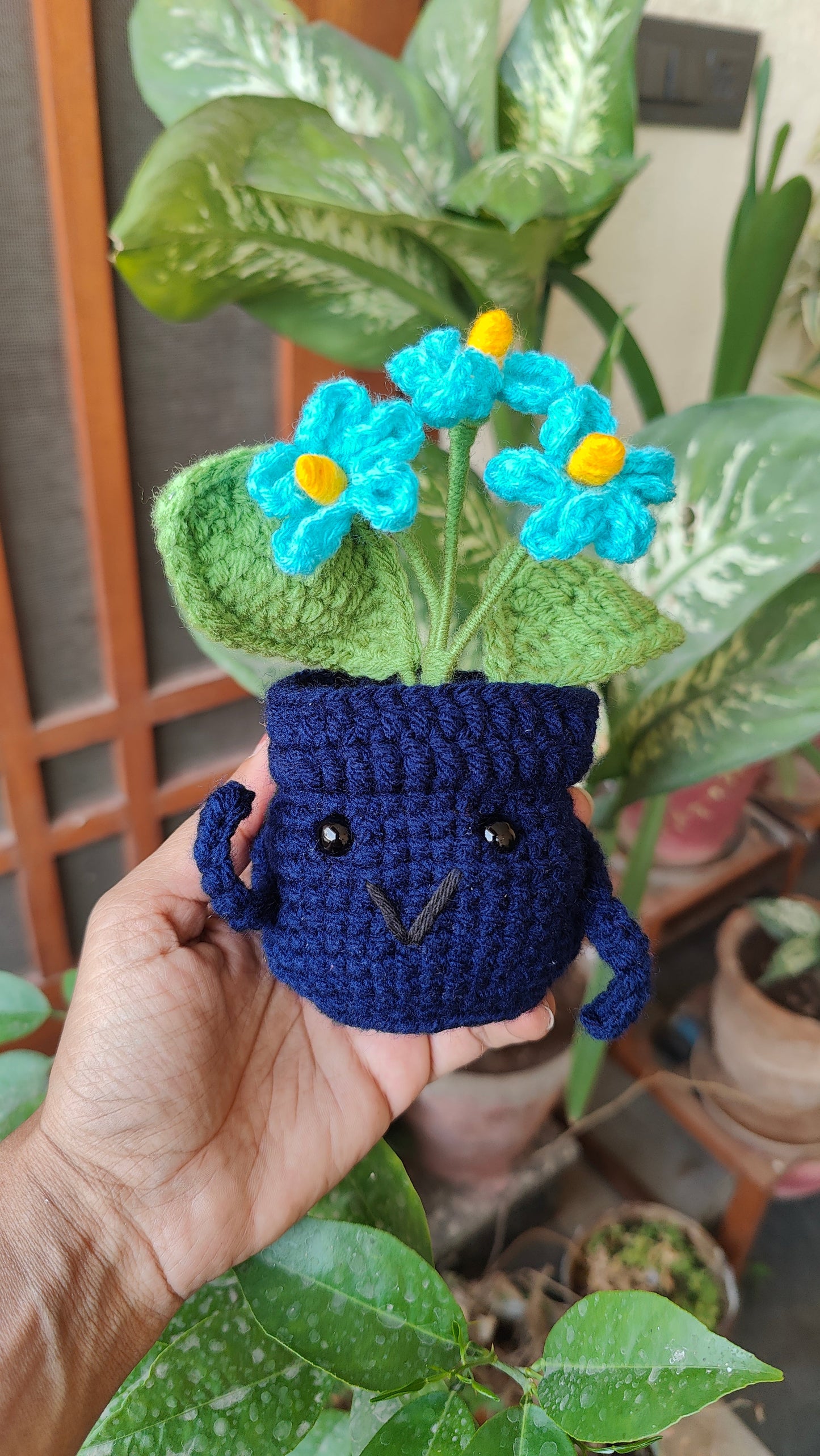 Crochet Flower Pot - Small Daisy Bunch