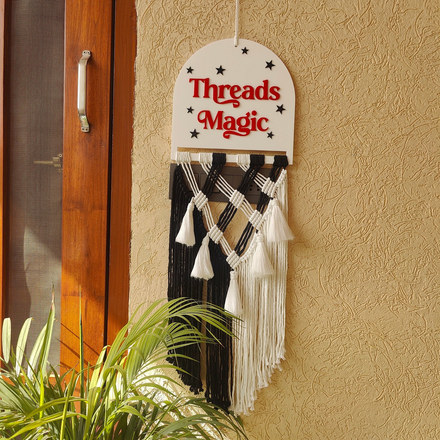 Macrame - Arched Nameplate