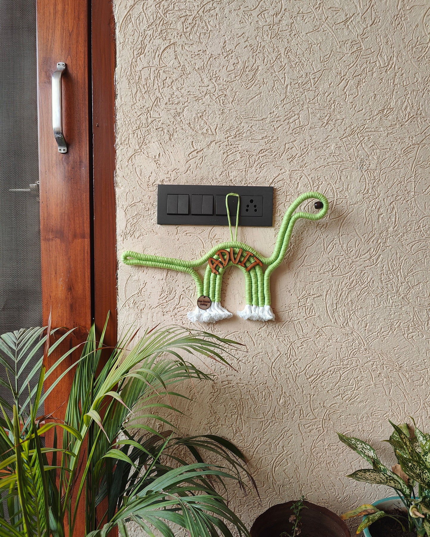 Macrame Dinosaur - Nameboard