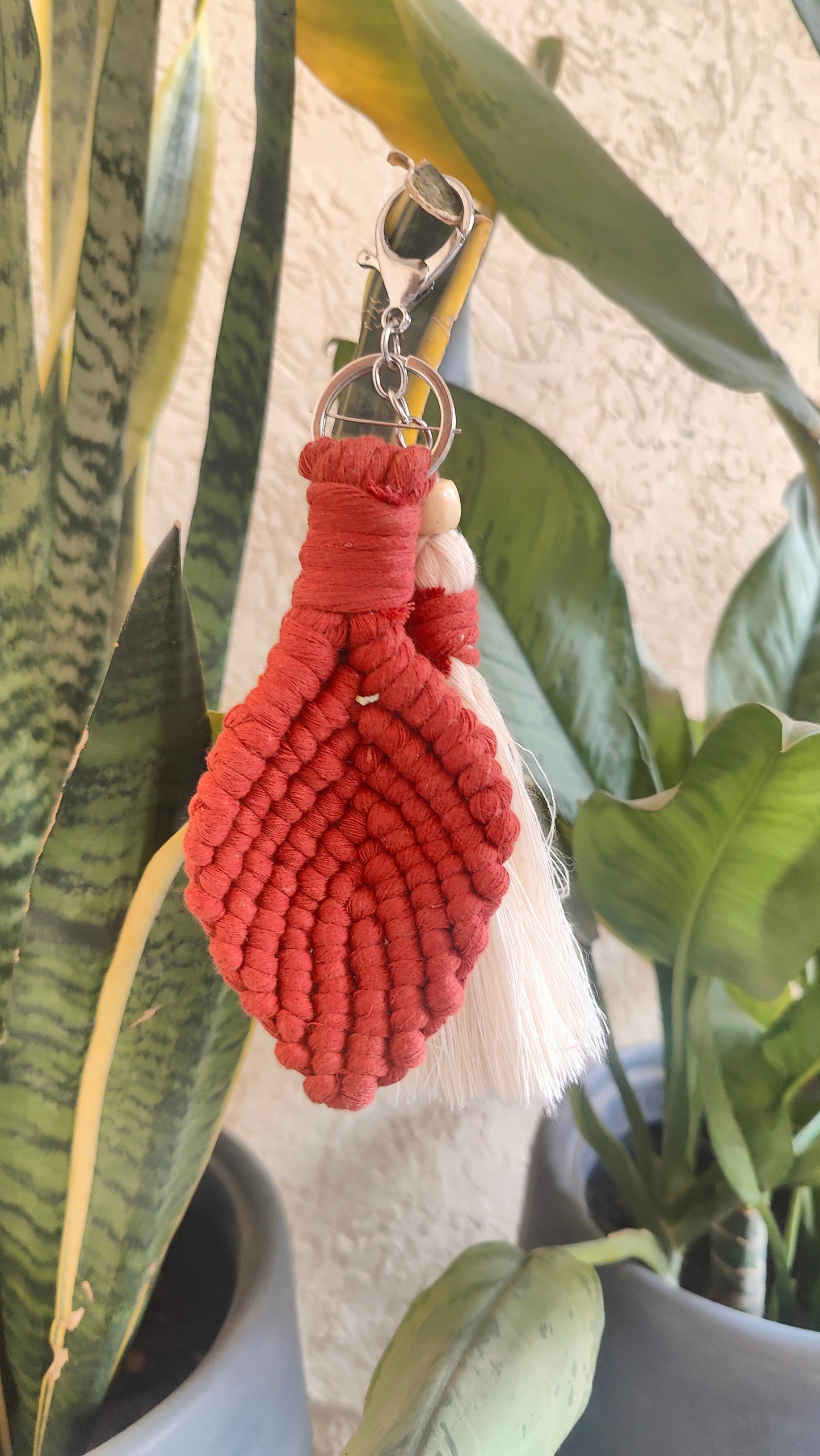Handmade Macrame Leaf Keychain - Tassel Bag Charm