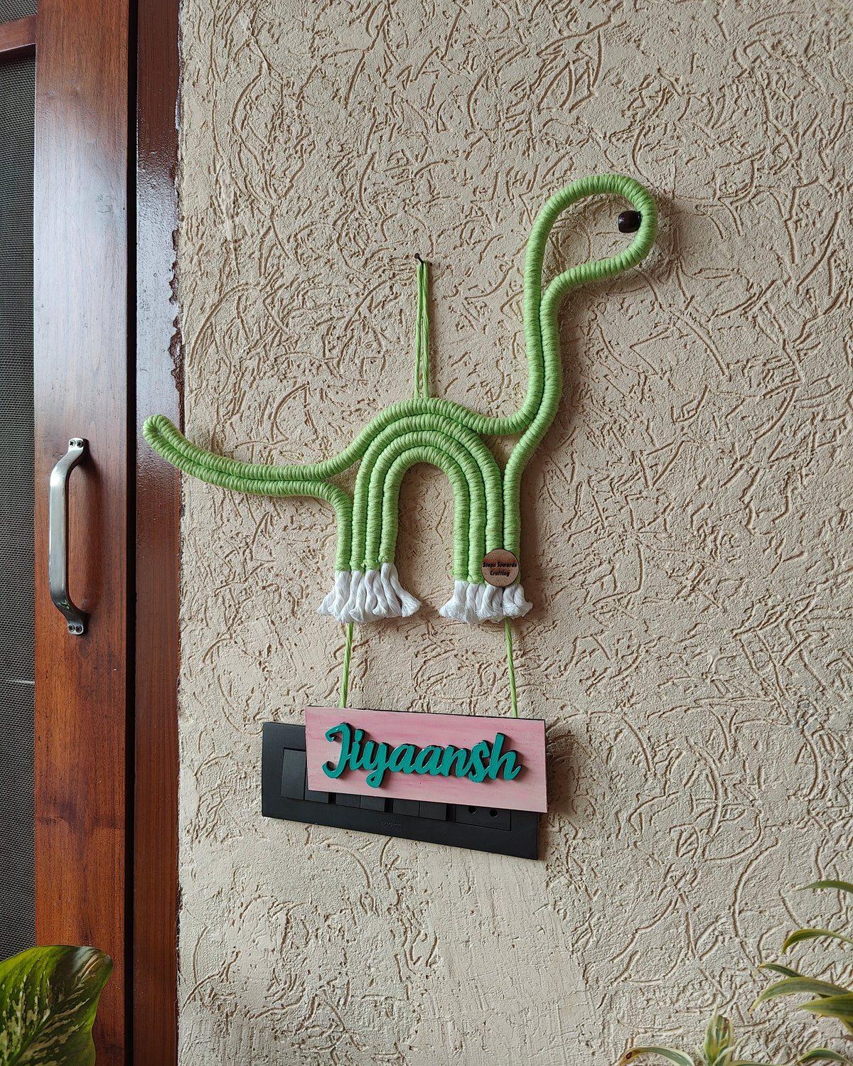 Macrame Dinosaur - Nameboard