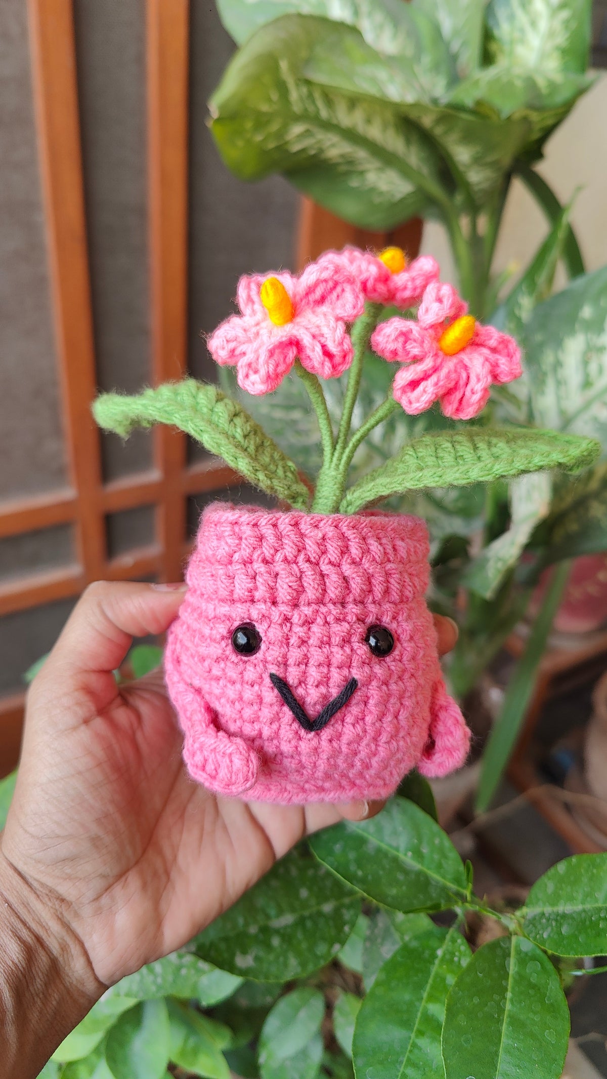 Crochet Flower Pot - Small Daisy Bunch